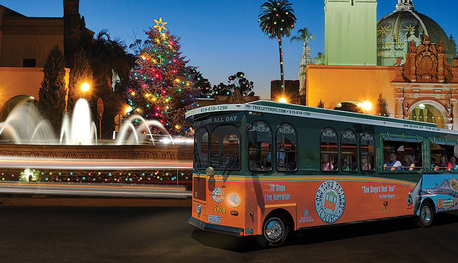 Old Town Trolley’s Holiday Sights & Festive Nights Tour